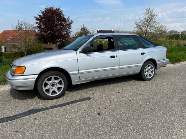 Ford Scorpio 2.9 GL 1989 AUT