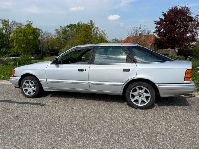 Ford Scorpio 2.9 GL 1989 AUT