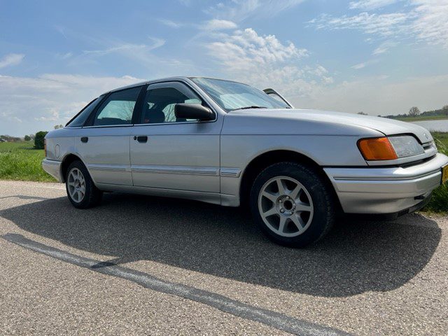 Ford Scorpio 2.9 GL 1989 AUT