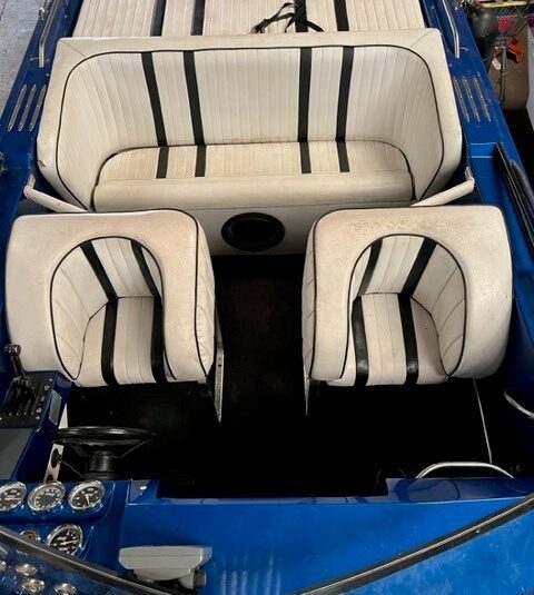 Checkmate 32 feet 2 x Mercruiser 7,4 liter V 8